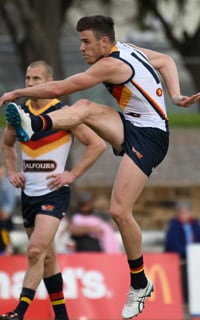 Paul Seedsman SANFL kick 200.jpg Paul Seedsman